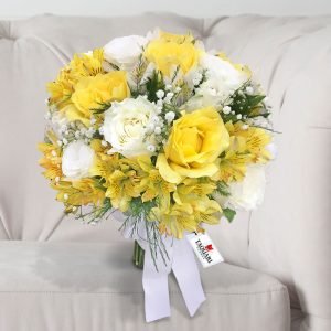 Buquê de Noiva Com Flores Amarelas e Brancas