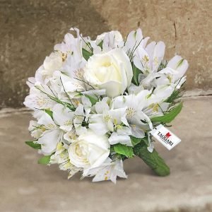 Buquê de Noiva Para Casamento Civil Com Astromelias e Rosas Brancas